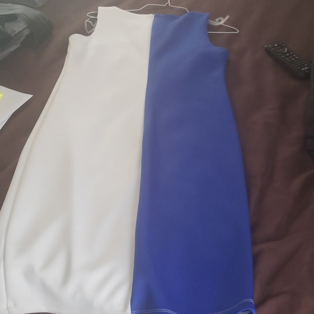 SP Split Color Dress - Picture 2 of 3
